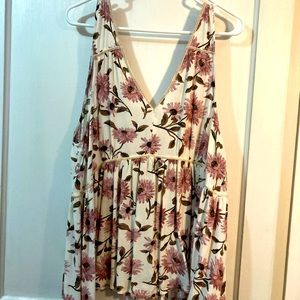 American Eagle flowy, floral tank